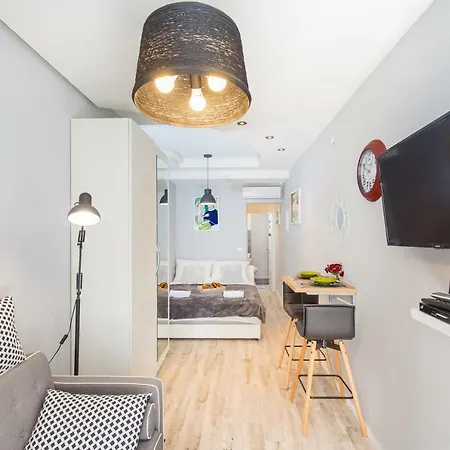 Apartman Summer Romance *